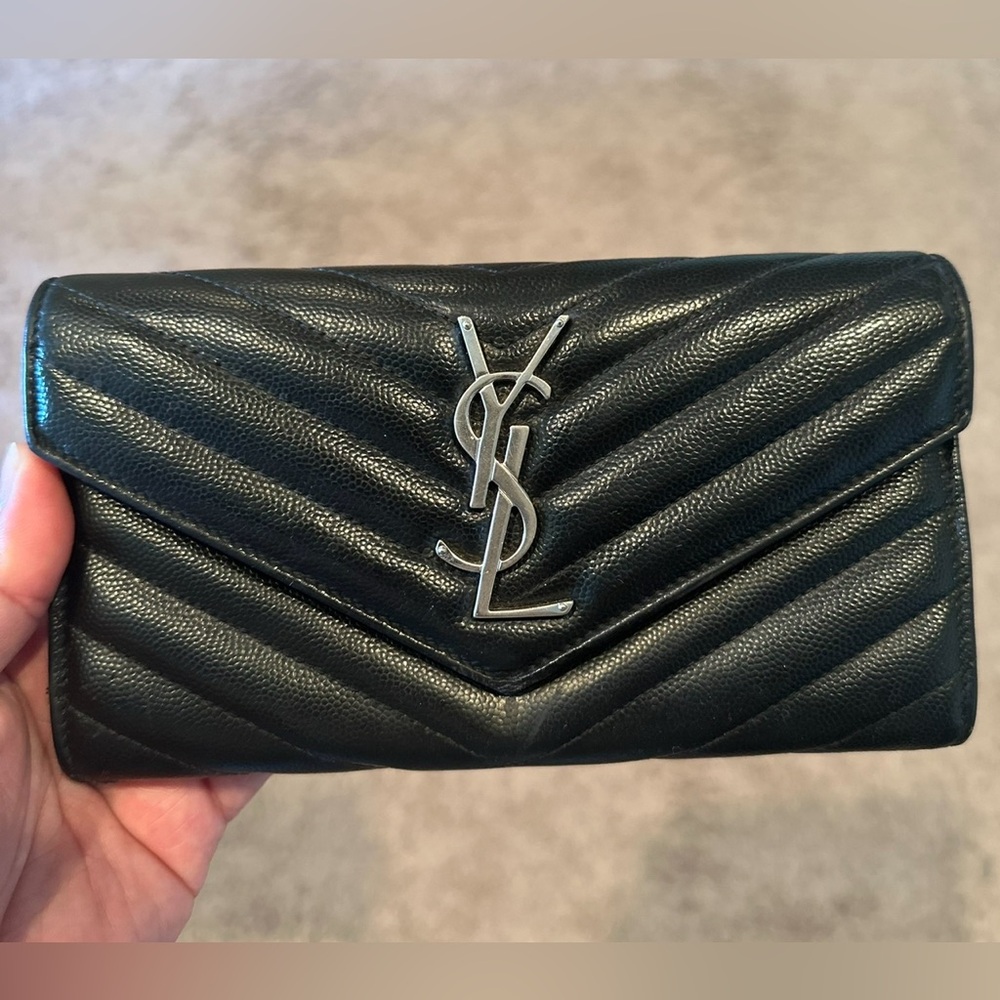 YSL Large Flap Wallet in Grain De Poudre Leather